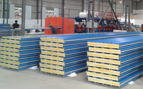 化隆彩钢岩棉板房多少钱一平米